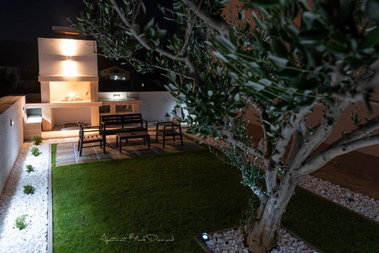 Apartment Black Diamond Razanac Exterior photo
